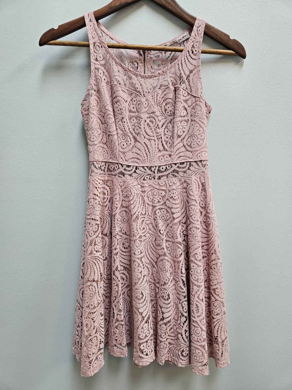 American Rag Light Pink Lace Dress With Cutout Midriff And Fit And Flare Shape